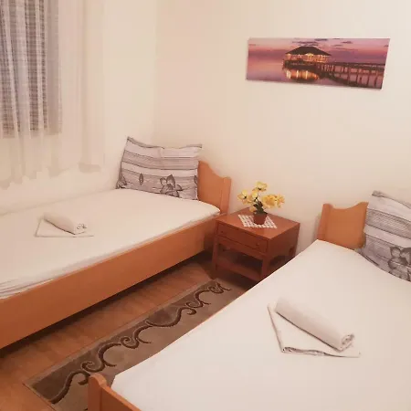 Casa de hóspedes Alisa Hvar Town