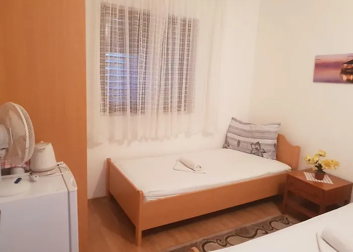 Alisa Gostinjska kuća *